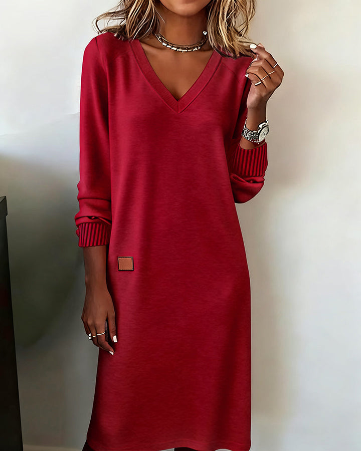 Weiches Herbstkleid in Midi-Länge in Rot