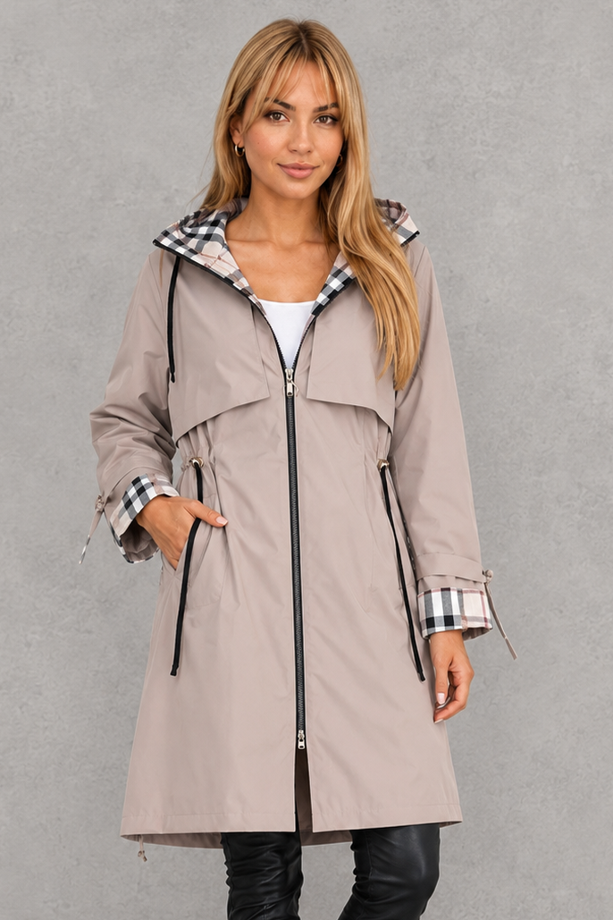 Wintermantel Damen mit Kapuze, leicht und wetterfest in Beige
