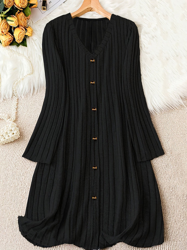 Zeitlos elegantes Herbstkleid in Schwarz